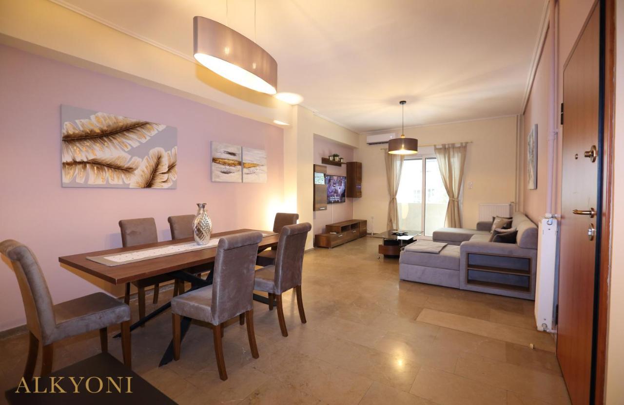 Melma Properties- Alkyoni Apartment By The Sea In Pireus Exteriér fotografie