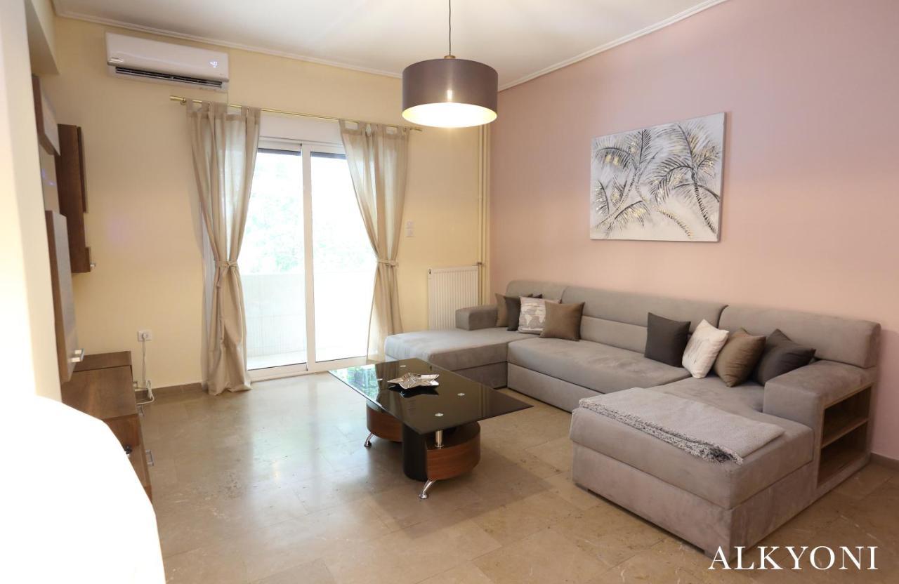 Melma Properties- Alkyoni Apartment By The Sea In Pireus Exteriér fotografie