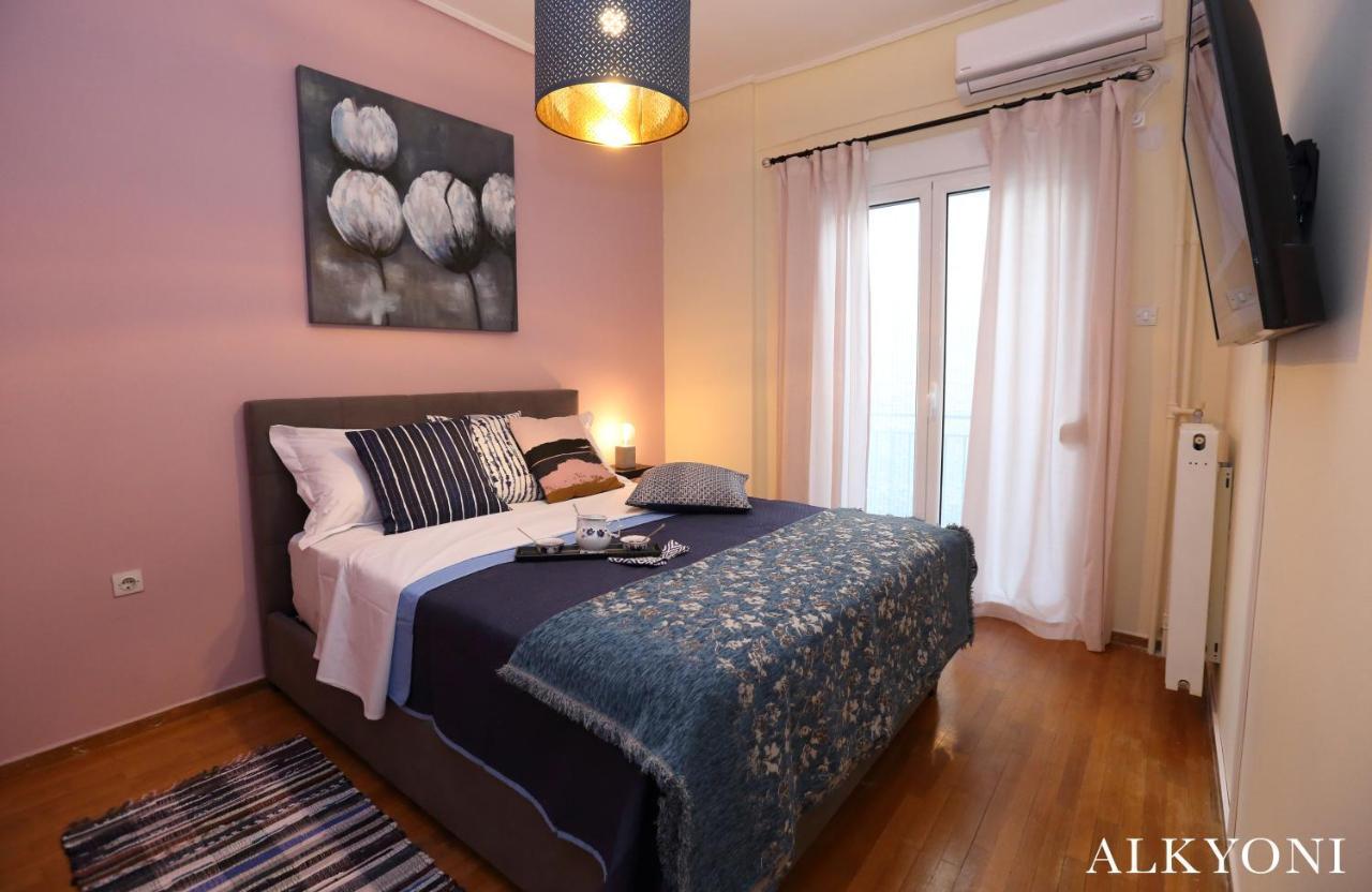Melma Properties- Alkyoni Apartment By The Sea In Pireus Exteriér fotografie